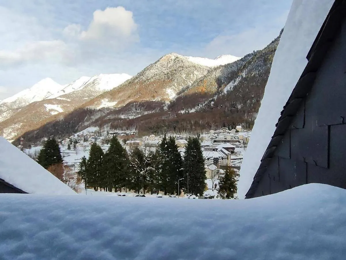 Appartement T2 Bis, 4-6 Pers, Centre Ville, Parking Privatif, Cauterets - Fr-1-234-263 0*,  Frankrig